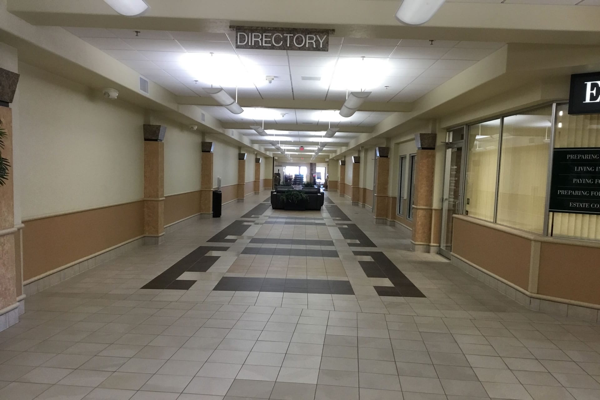 Arrowhead Shopping Center Duemelands Commercial Real Estate